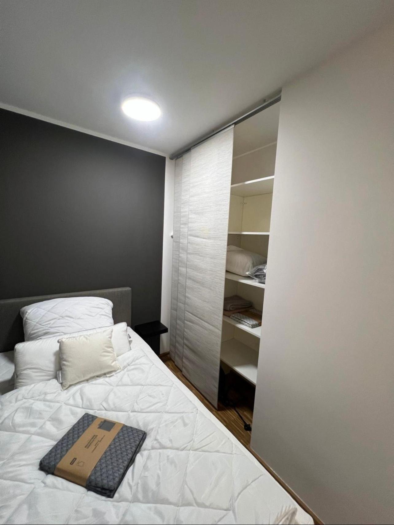 Medienhafen Apartment Direkt Am Zentrum Düsseldorf Exterior foto